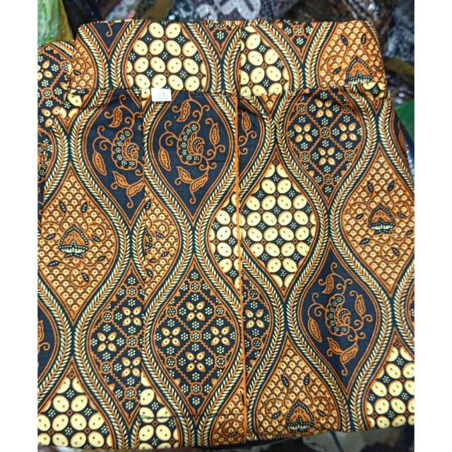 Jarik Wiru Jadi Warna Coklat Motif Jateng Solo
