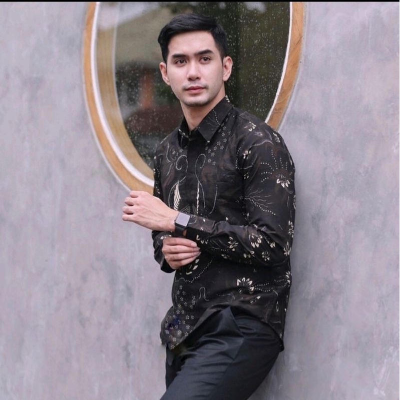 Hem Atasan Baju Kemeja Batik Kondangan Pria Lengan Panjang Slim Fit Premium Katun Solo Lapis Furing Modern