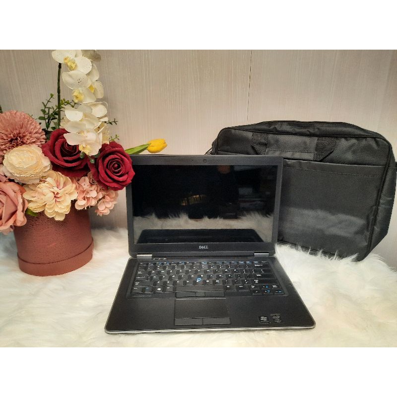 Laptop Dell Latitude E7440 Intel Core i5 Gen 4 Ram 4 GB SSD 256 GB Bergaransi