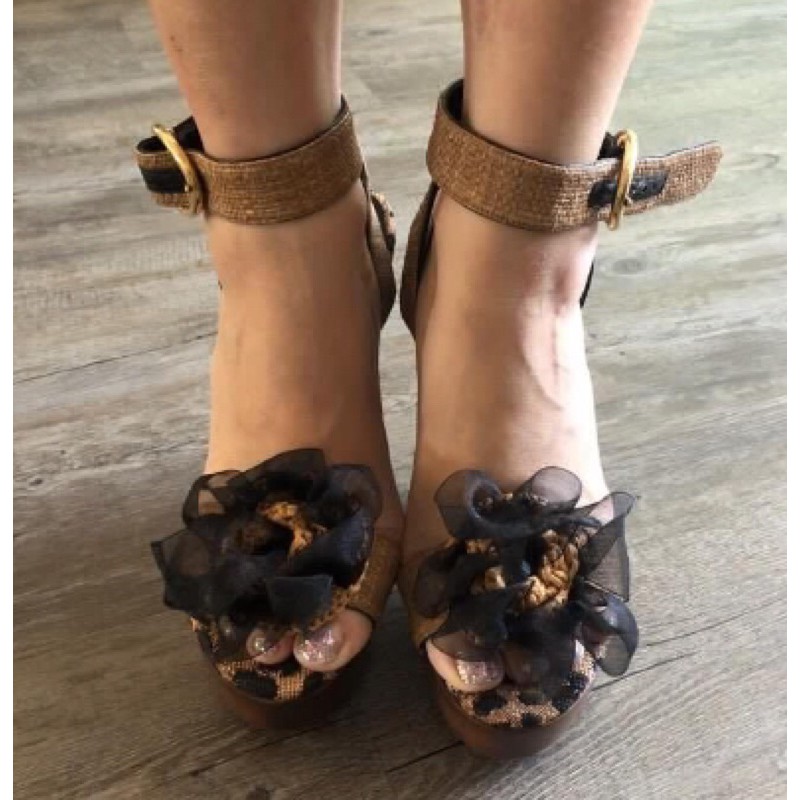 [Used] Authentic Dolce & Gabanna Heels