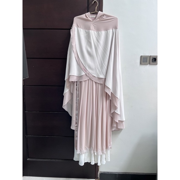 preloved Yunia Syari