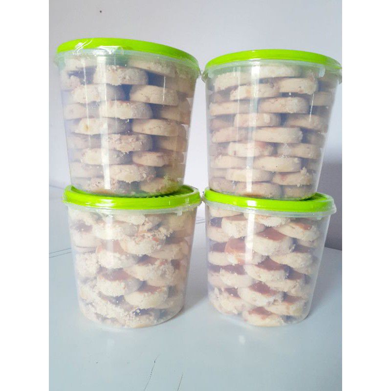 

WADAI KACANG JEMBER BERAT 900 GRAM