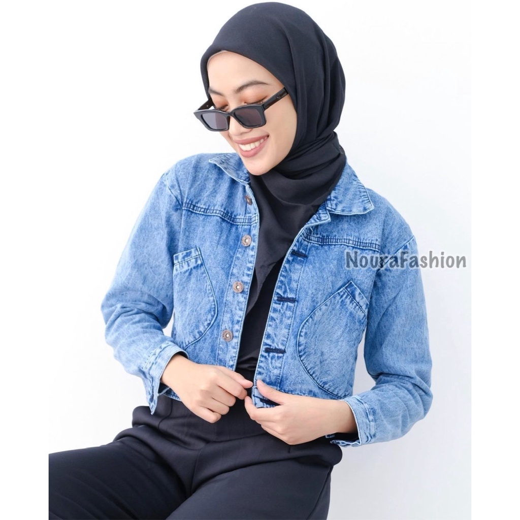 TRIVELA - PABLO JACKETS / JAKET JEANS WANITA CROP POCKET / JAKET JEANS PABLO SNOW BLUE