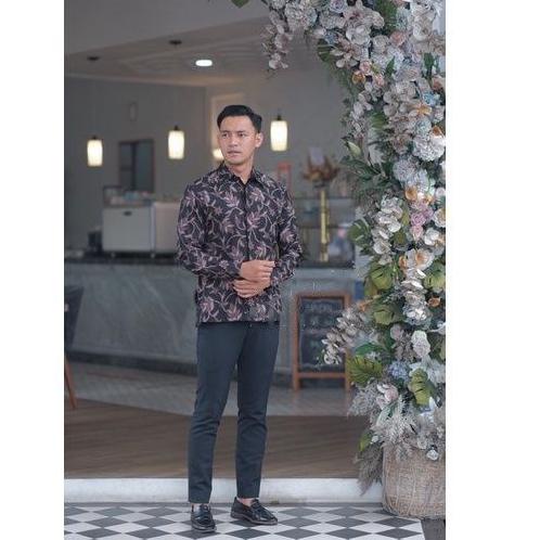 Langsung Beliii.. SET COUPLE KEBAYA  MECCA LILAC KEBAYA WISUDA KEBAYA LAMARAN KEBAYA MODERN KEBAYA F