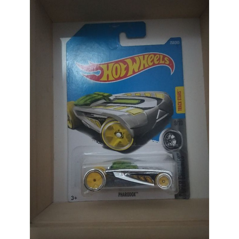 Hotwheels pharadox