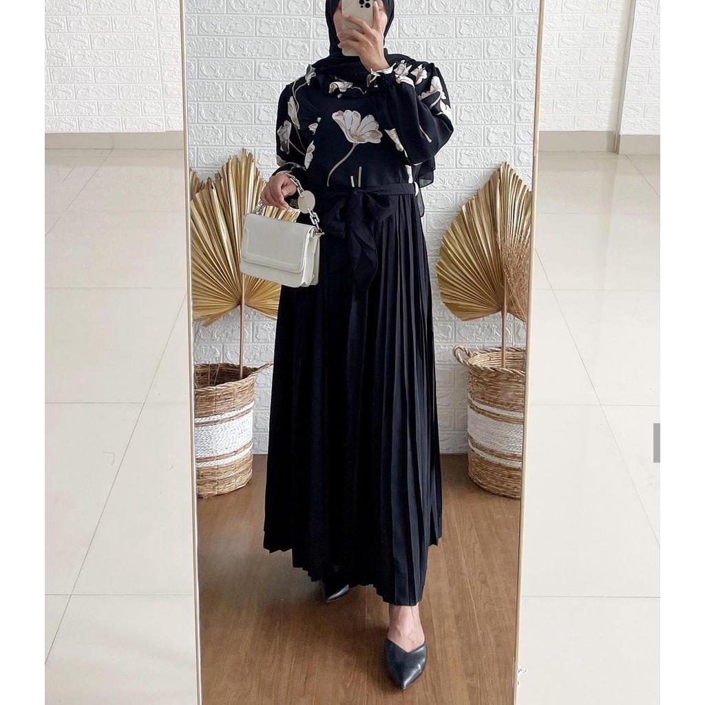 MARS GAMIS PLISKET DRESS