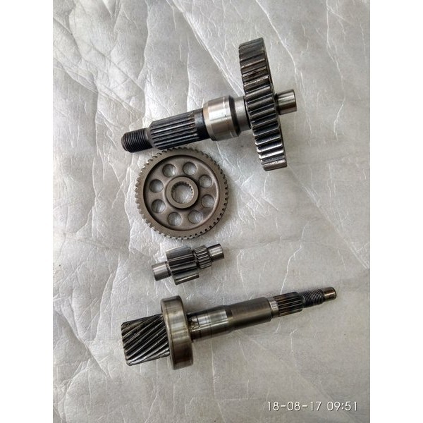 gigi rasio gardan as roda as puly copotan vario 110cc atau vario karbu mulus ori