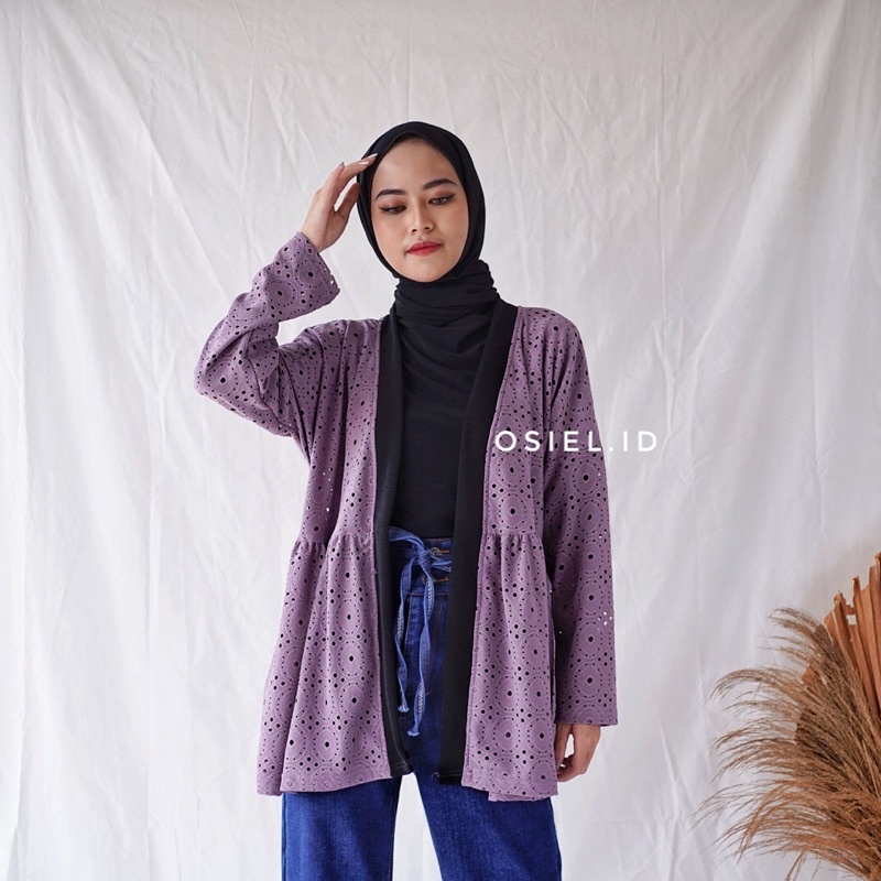 Tivania outer