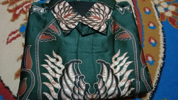 Kemeja Batik Semi Sutra Silky Premium Super Berfuring Batik Pekalongan Halus M L Xl Xxl Adem 0542988