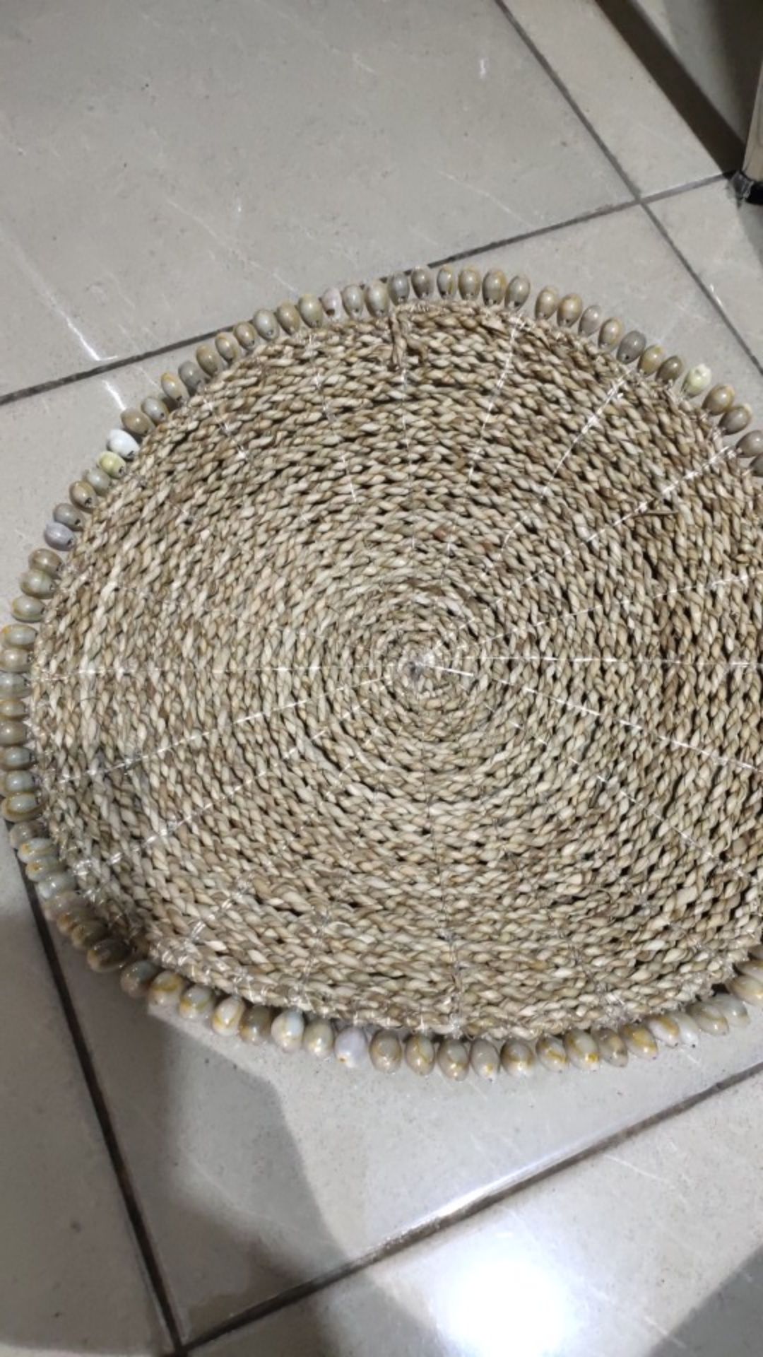 (pf06) Tatakan Pandan Kerang Proeprti Foto Hoasan Dinding Anyaman Pandan Tatakan Piring Pandan Murah