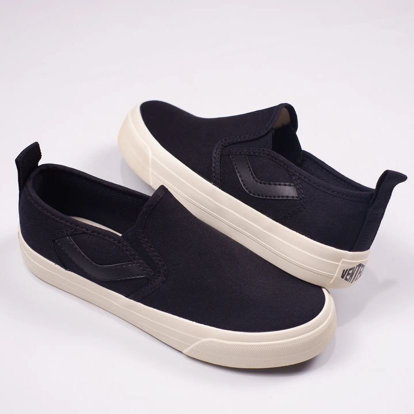 Ventela icon black natural original official store terbaru sepatu slip on pria wanita