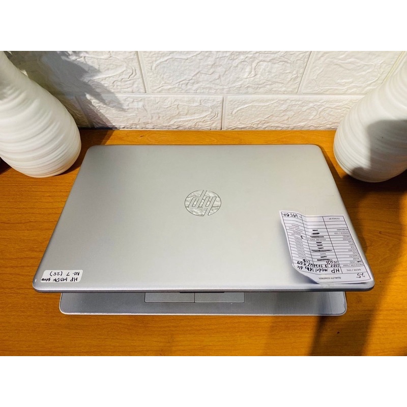 LAPTOP bekas sekon hp 14 intel n4120 ssd 256 ram 4Gb