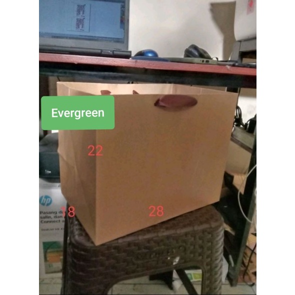 

Paper bag 28x18x22 | Tas kertas untuk kotak