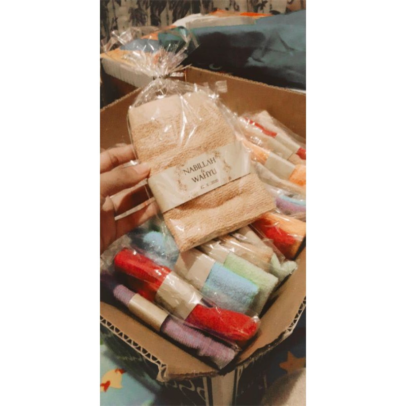 SOUVENIR HANDUK SAPU TANGAN BERRIES 25X25