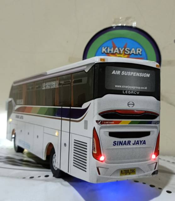 miniatur Bus bis /mainan bus bis  Sinar jaya SR2 + Lampu