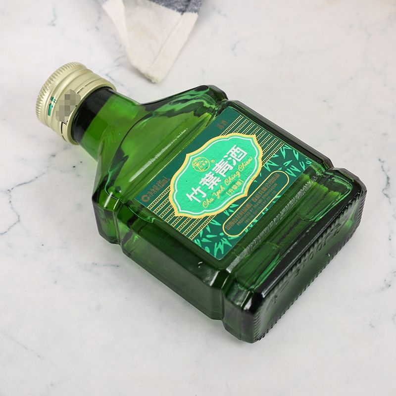

zhu ye Qing jiu 150 ml 小竹叶青白酒 38%