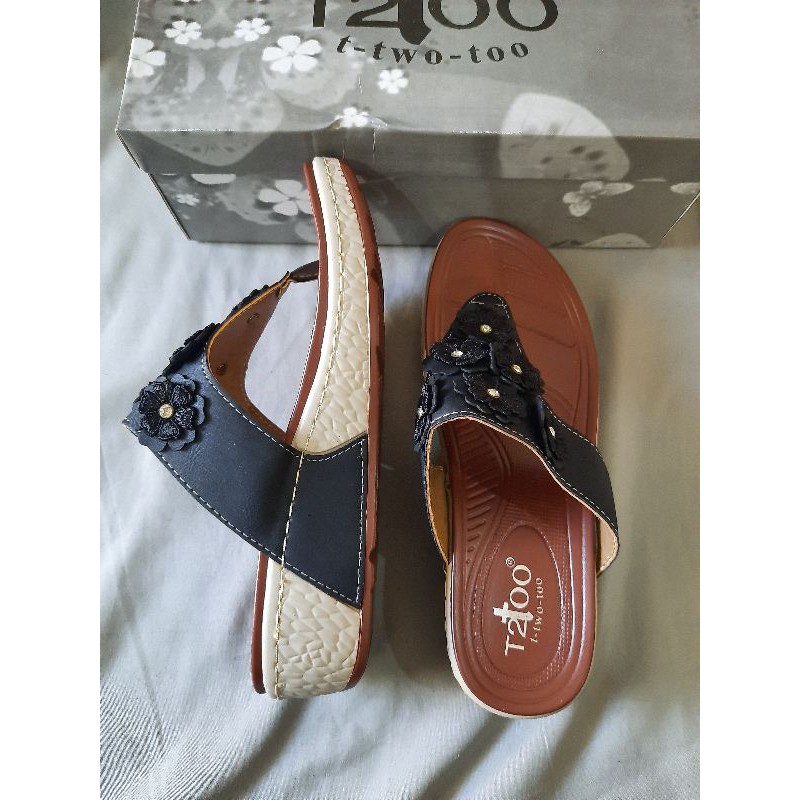 sandal T2too