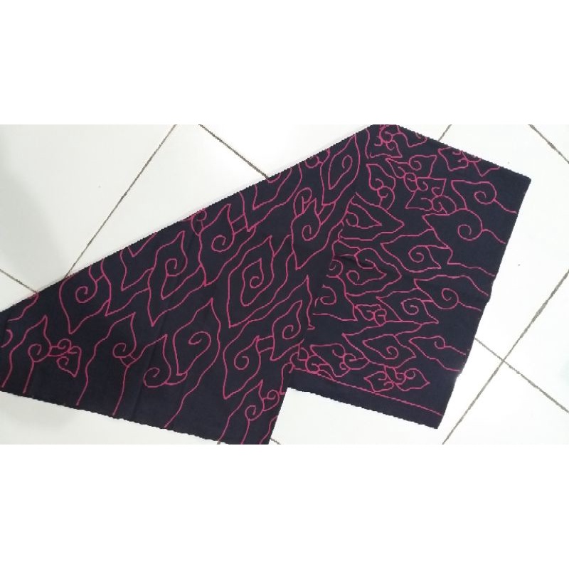 

batik tulis megamendung sketsa