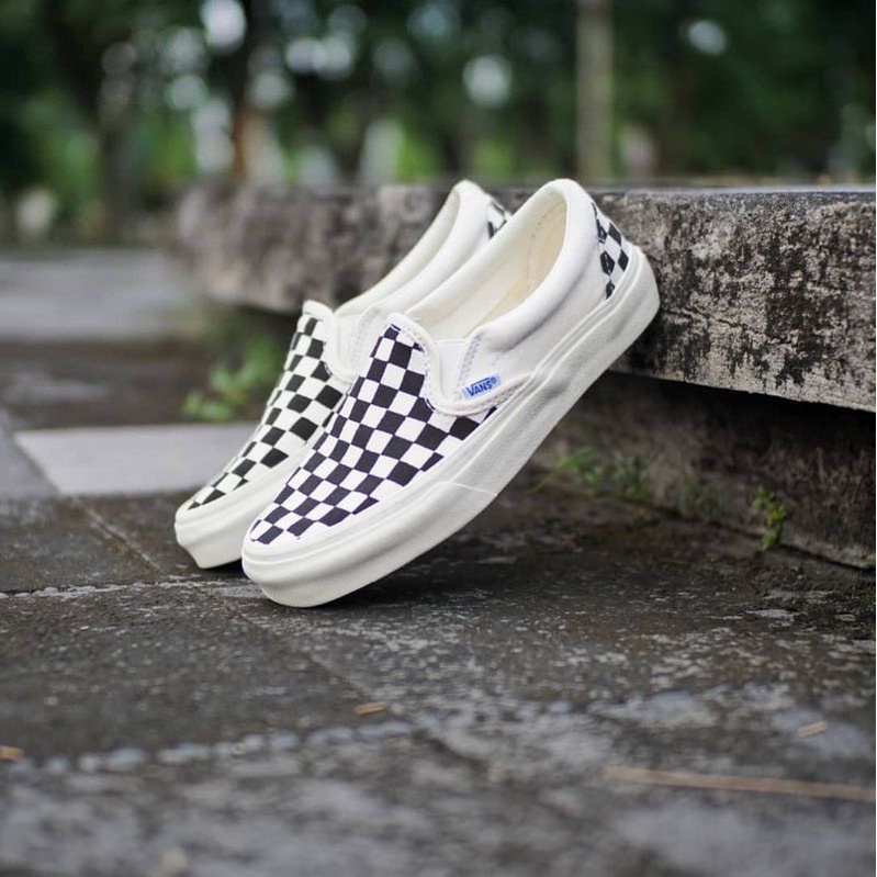 SEPATU VANS CHEAKERBOARD SLIP ON KLASIK PRIA DAN WANITA SIZE 36-44