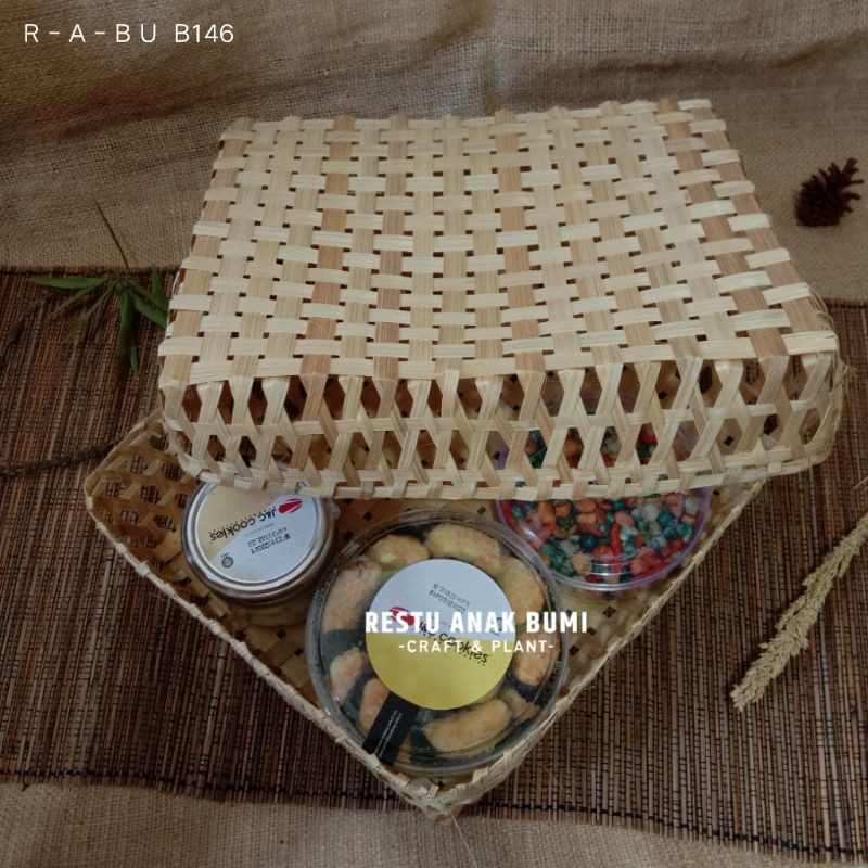 

Promo (B146) Keranjang PP 30x25cm|Box Parcel| Keranjang Snack|Hampers Natal|Hantaran|Serahan|Hadiah | Anyaman Bambu | Parcel | Keranjang