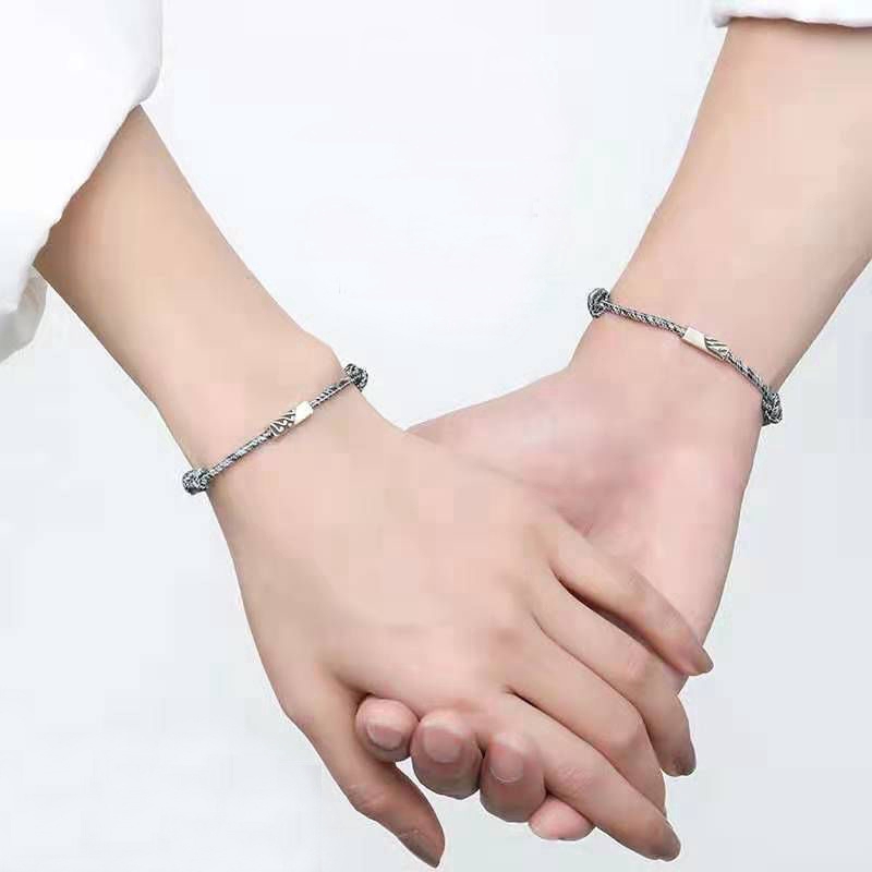 1 Pasang Gelang Minimalis Tali Kepang Adjustable Untuk Pasangan/Persahabatan