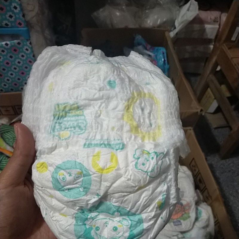 XL Popok celana murah