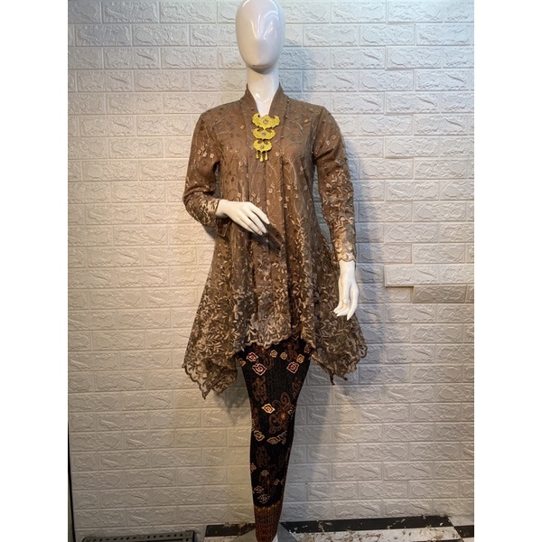 Kebaya Kartini. Tulle Mutiara. Kebaya Busui. Kebaya Pesta Modern-Miloo