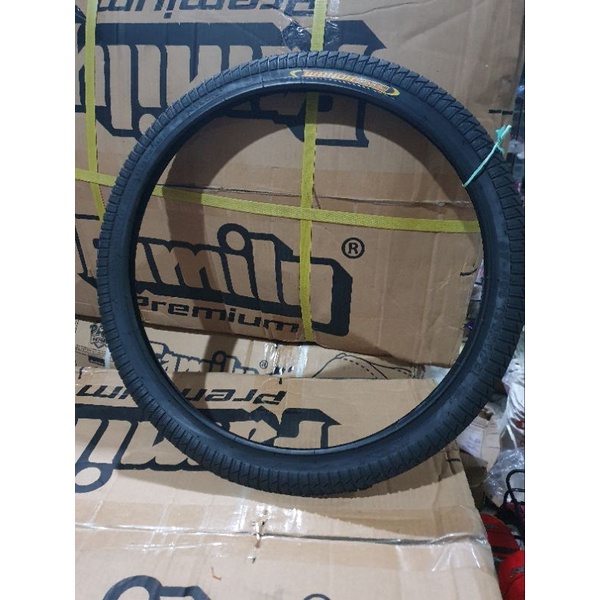 Ban luar 20 sepeda lipat