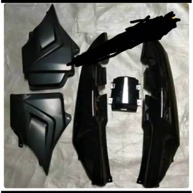 Cover body belakang tiger plus bok aki