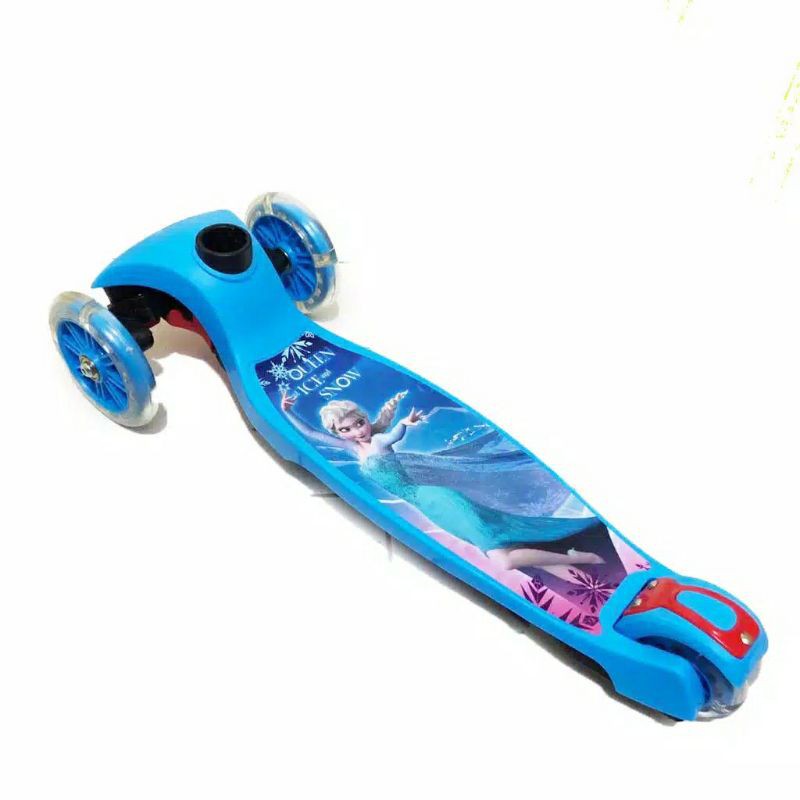 Sekuter Anak Karakter Kualitas Bagus ada lampu rodanya