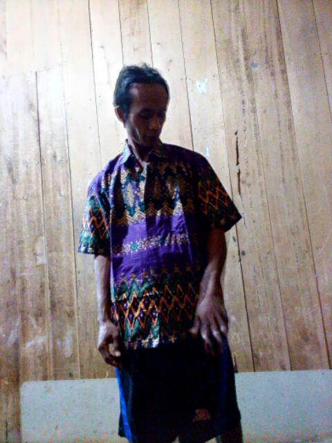 Hem Batik Pria Lengan Pendek Warna Abu