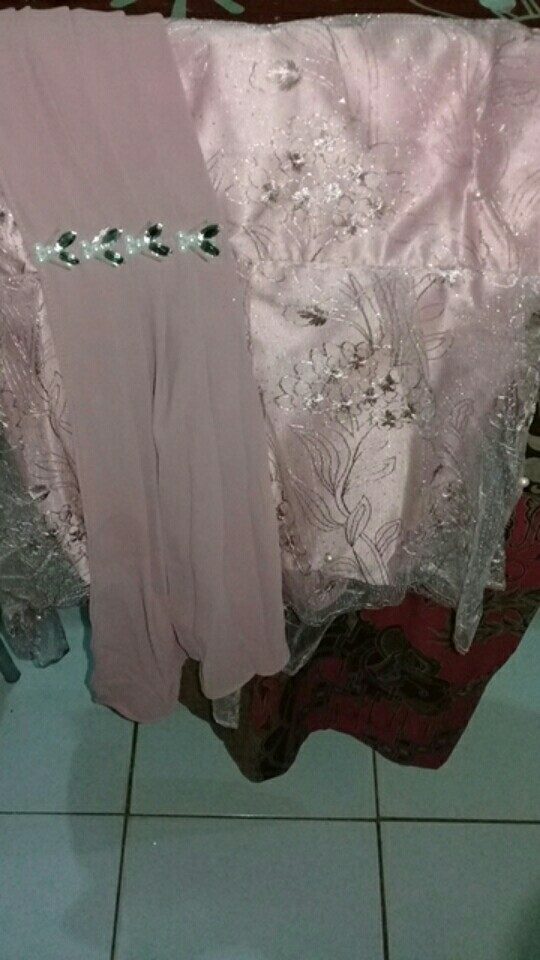 Maura Couple - Sania Ruffle Batik Couple Ori Ndoro Jowi Dnt Garansi Termurah Shopee - Batik Couple