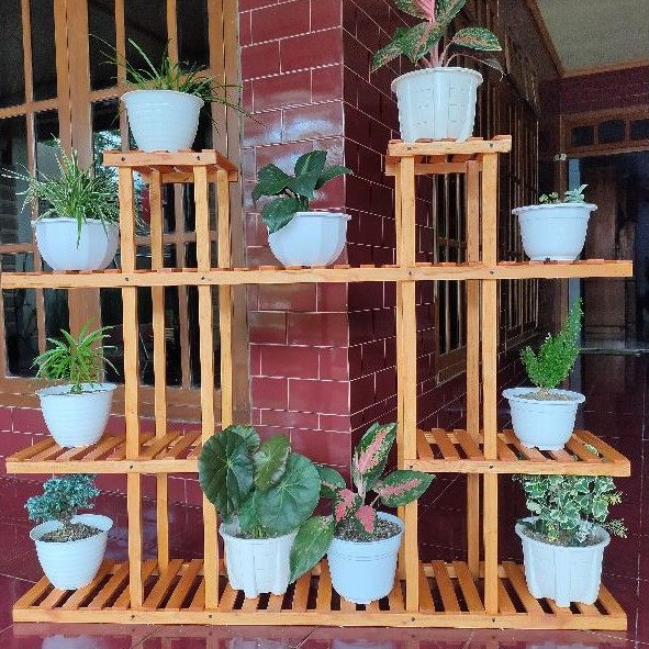 rak bunga standing pot besar 16 tatakan