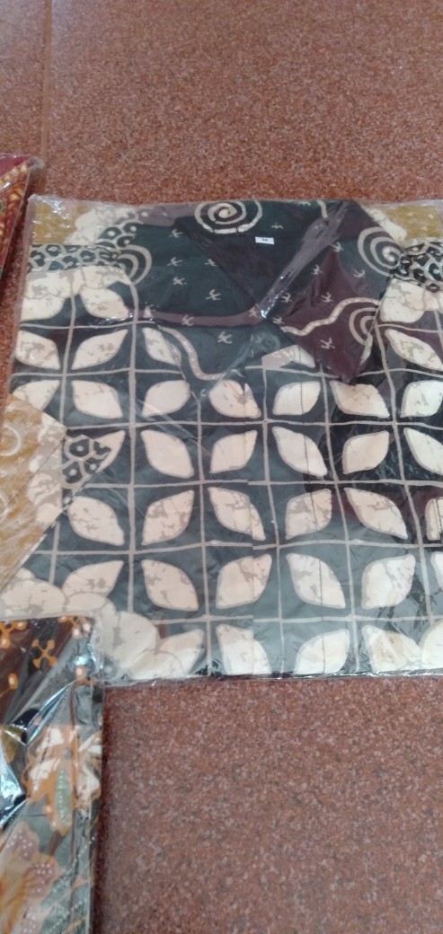 Radhit Kemeja Batik Pria Lengan Pendek Full Furing Bahan Katun Sragenan By Kanaya