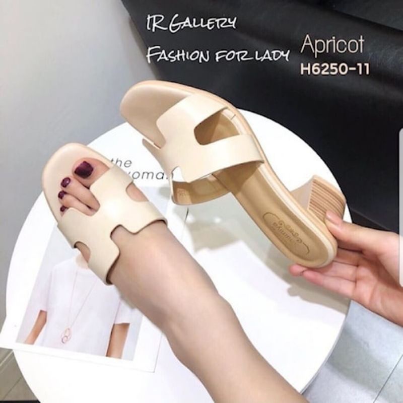 SANDAL HEELS WANITA HAK TAHU ML22
