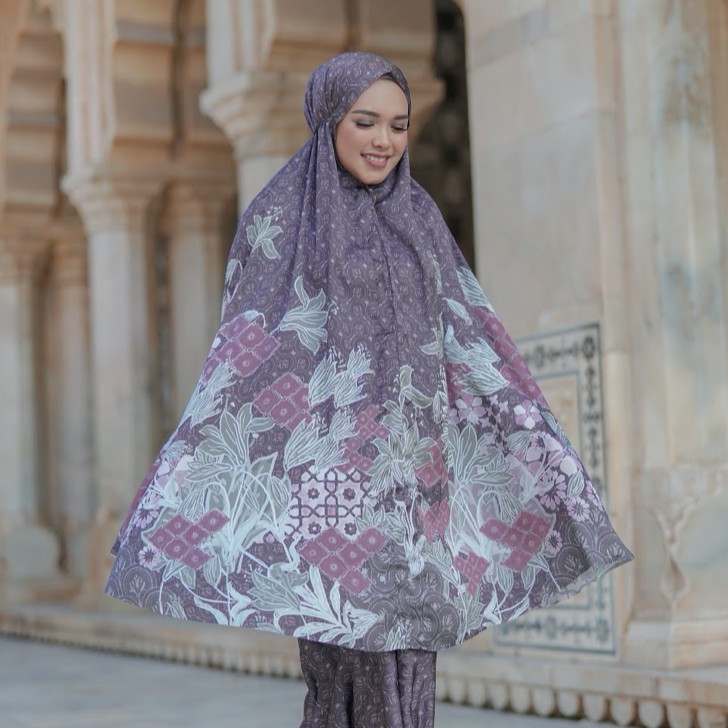 BUTTONSCARVES MUKENA PRAYER ROBE MAHARANI EEMAN MONOGRAM