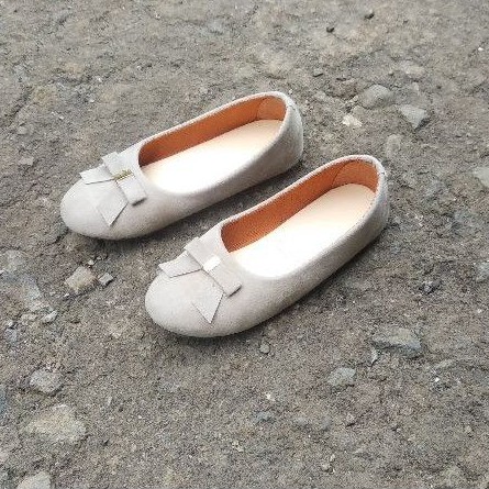 platshoes anak perempuan pita dasi