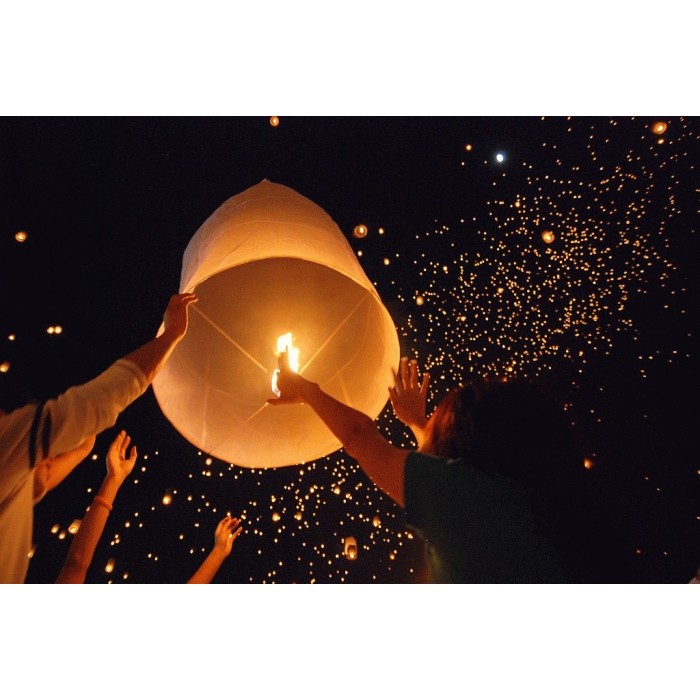 lampion terbang sky lantern lentera tahun baru imlek pesta