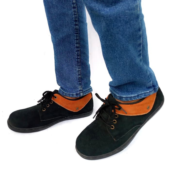 Sepatu Kasual Pria Kulit Asli Rasheda 014