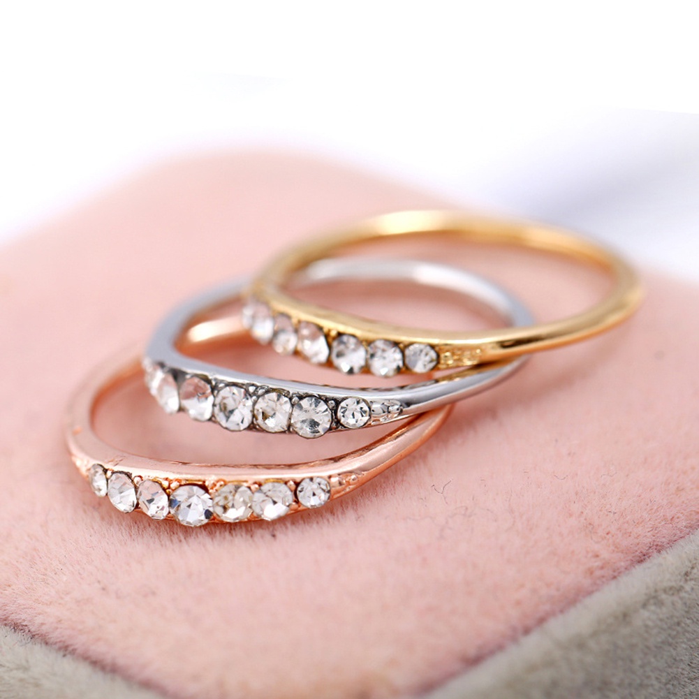 Hu Hu Hu Hu Hu Alat Bantu Pasang Kacamata♡ Cincin Wanita Hias Berlian Imitasi Untuk Pernikahan / Pertunangan / Hadiah