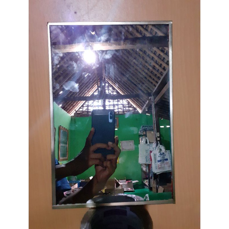 Cermin/Kaca 20x30cm+bubble warp 1meter