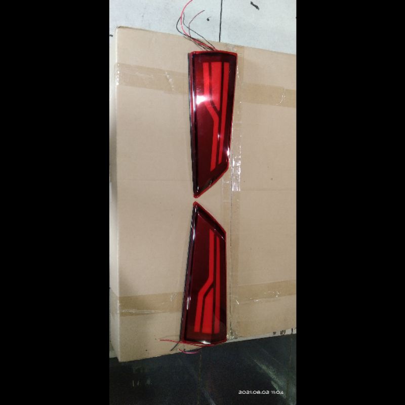 REFLEKTOR BELAKANG CALYA SIGRA REFLEKTOR PINTU