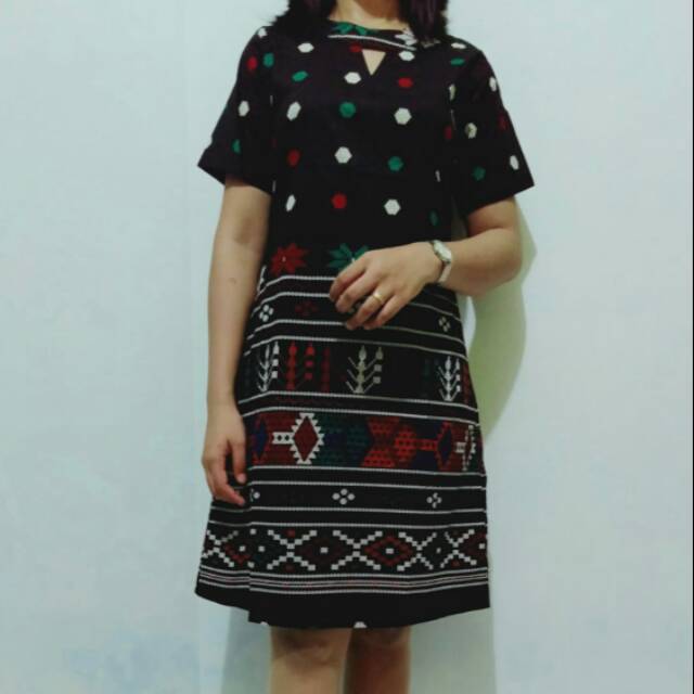 Dress motif Ulos