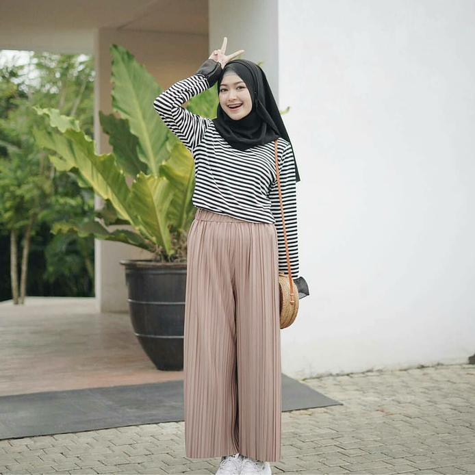 35+ Terbaik Untuk Style Hijab Celana Kulot Plisket