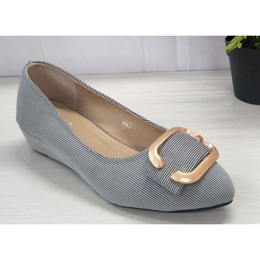 Sepatu Wanita/Sepatu formal /MASCOTTE/Wadges sepatu