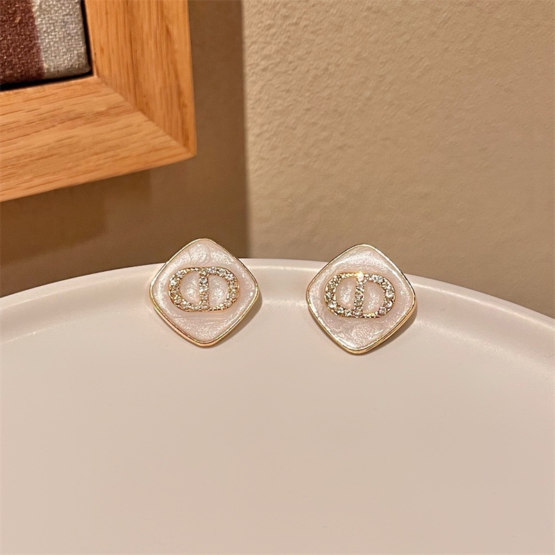 Anting Bentuk Persegi Geometris Bahan s925 silver Warna Putih Untuk Wanita