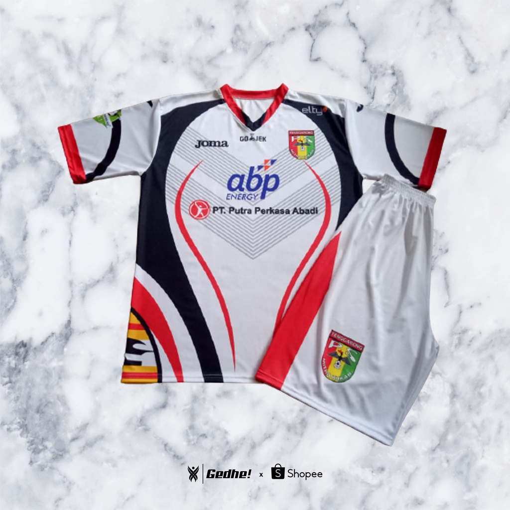 Jersey  Setelan PS Mitra Kukar Free Custom Nama & Nomor Punggung
