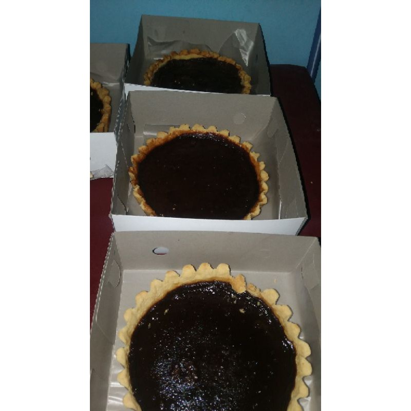

Pie coklat size 16cm