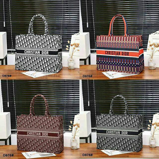 Christion dior tote bag