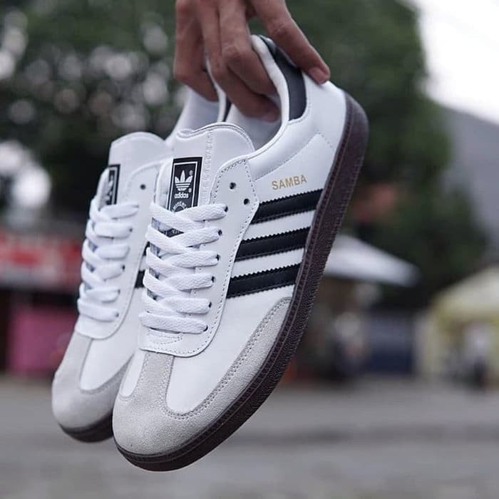  sepatu  casual  kets sneakers adidas  samba classic  leather 